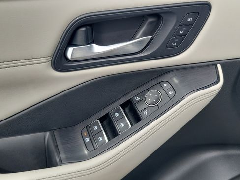 Used 2022 Nissan Rogue SL FWD image 20
