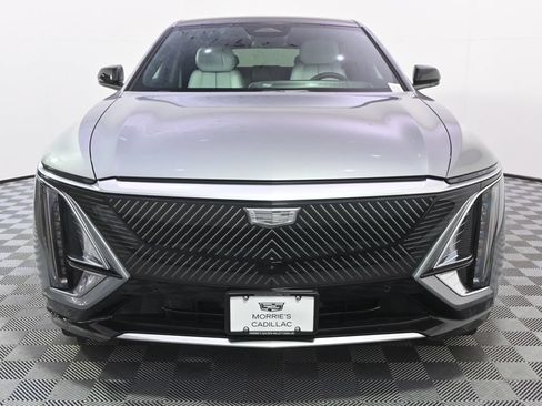 New 2026 Cadillac Lyriq Luxury w/ LPO, Floor Liner Package AWD/4WD image 10