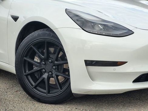 Used 2022 Tesla Model 3 Long Range image 3