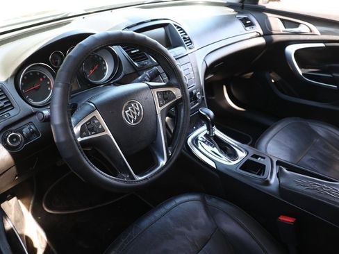 Used 2013 Buick Regal Premium image 4