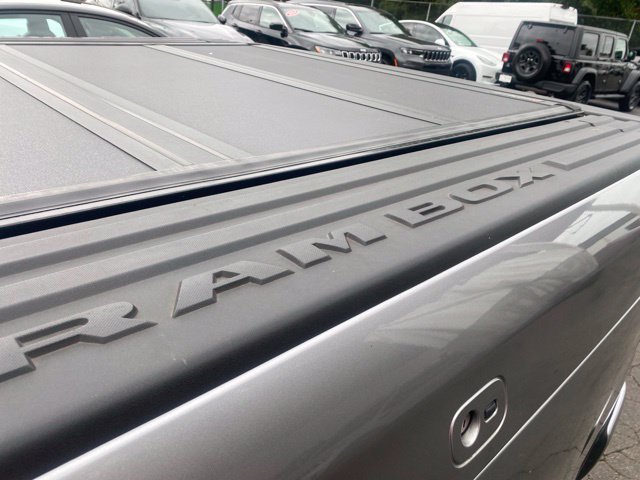 Used 2022 RAM 1500 Limited AWD/4WD image 13