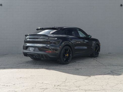Certified 2024 Porsche Cayenne Turbo GT AWD/4WD image 7