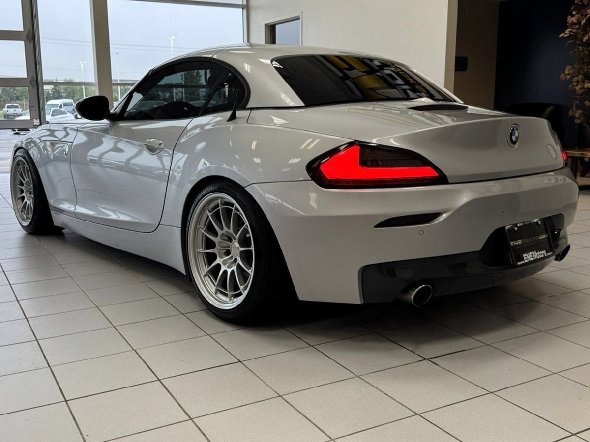 Used 2013 BMW Z4 sDrive35i RWD image 51