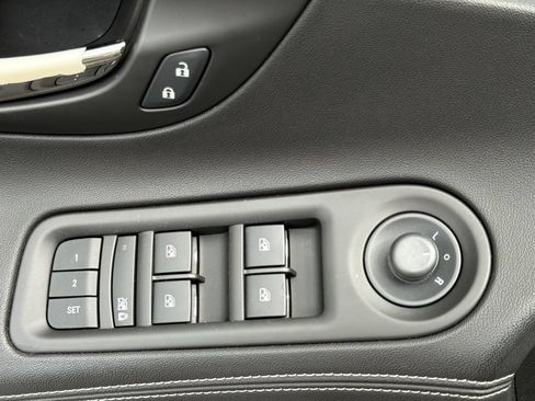 Used 2014 Buick LaCrosse Leather w/ Driver Confidence Package FWD image 29