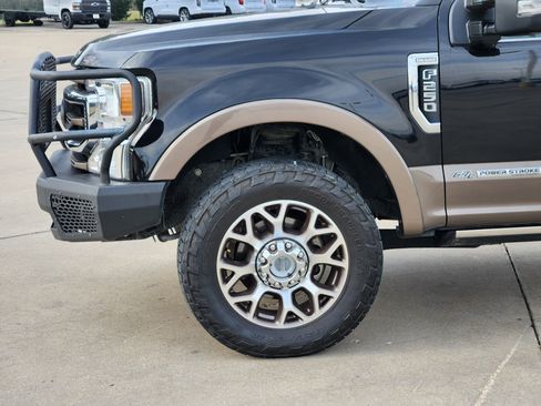 Used 2020 Ford F250 King Ranch w/ FX4 Off-Road Package image 8