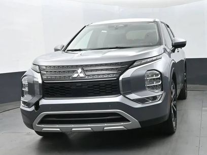 Used 2024 Mitsubishi Outlander FWD