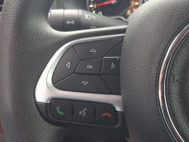 Used 2023 Jeep Renegade Latitude AWD/4WD image 22