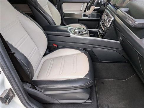 Used 2021 Mercedes-Benz G 550 image 22