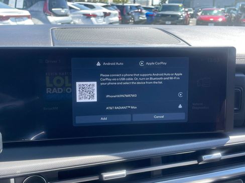 Used 2025 Hyundai Santa Fe SEL image 21