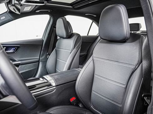 Certified 2026 Mercedes-Benz C 300 Sedan image 8