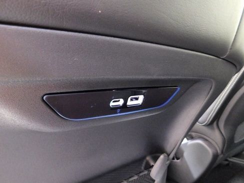 New 2026 Chrysler Pacifica Select image 35