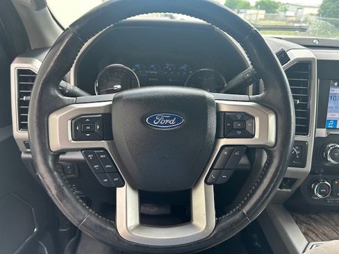 Used 2019 Ford F250 Lariat w/ Lariat Ultimate Package AWD/4WD image 14