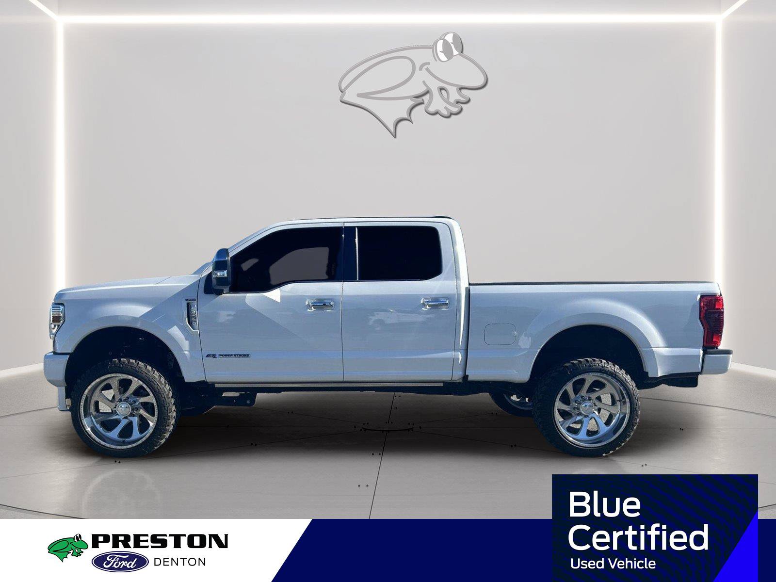Used 2020 Ford F350 Platinum w/ Snow Plow Prep Package AWD/4WD image 2