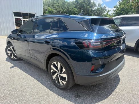 Used 2023 Volkswagen ID.4 Pro AWD/4WD image 9