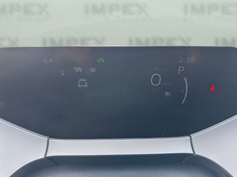 Used 2025 Toyota Prius LE image 22