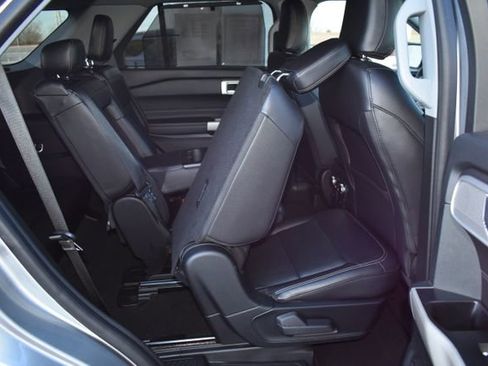 Used 2024 Ford Explorer Limited image 46