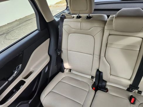 New 2026 Lincoln Corsair Reserve image 13