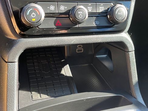 New 2025 Ford Ranger XLT AWD/4WD image 13