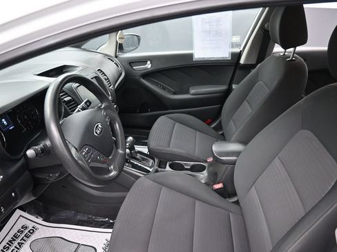 Used 2018 Kia Forte LX w/ LX Popular Package FWD image 27