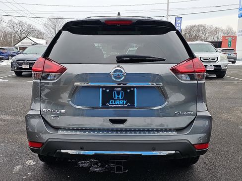 Used 2019 Nissan Rogue SL w/ Premium Package image 5