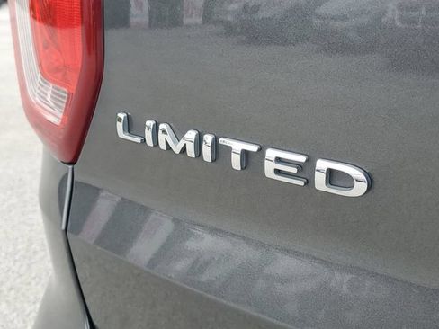 Used 2016 Ford Explorer Limited w/ Equipment Group 301A AWD/4WD image 6