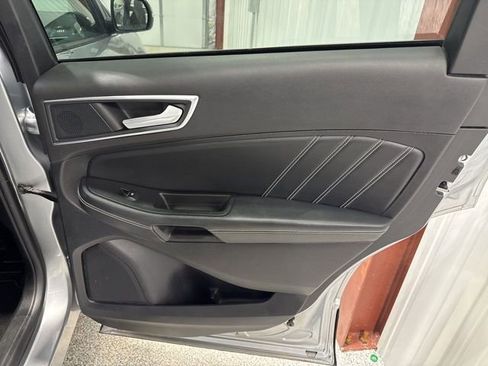 Used 2021 Ford Edge ST image 16