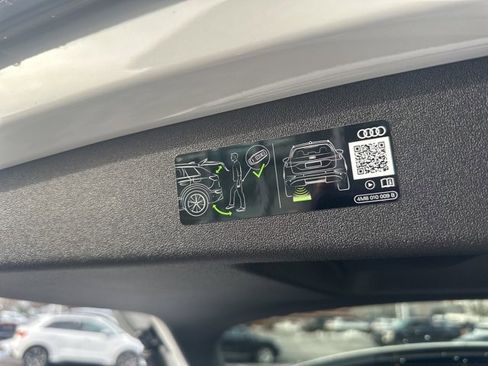 New 2025 Audi SQ5 Premium Plus image 18