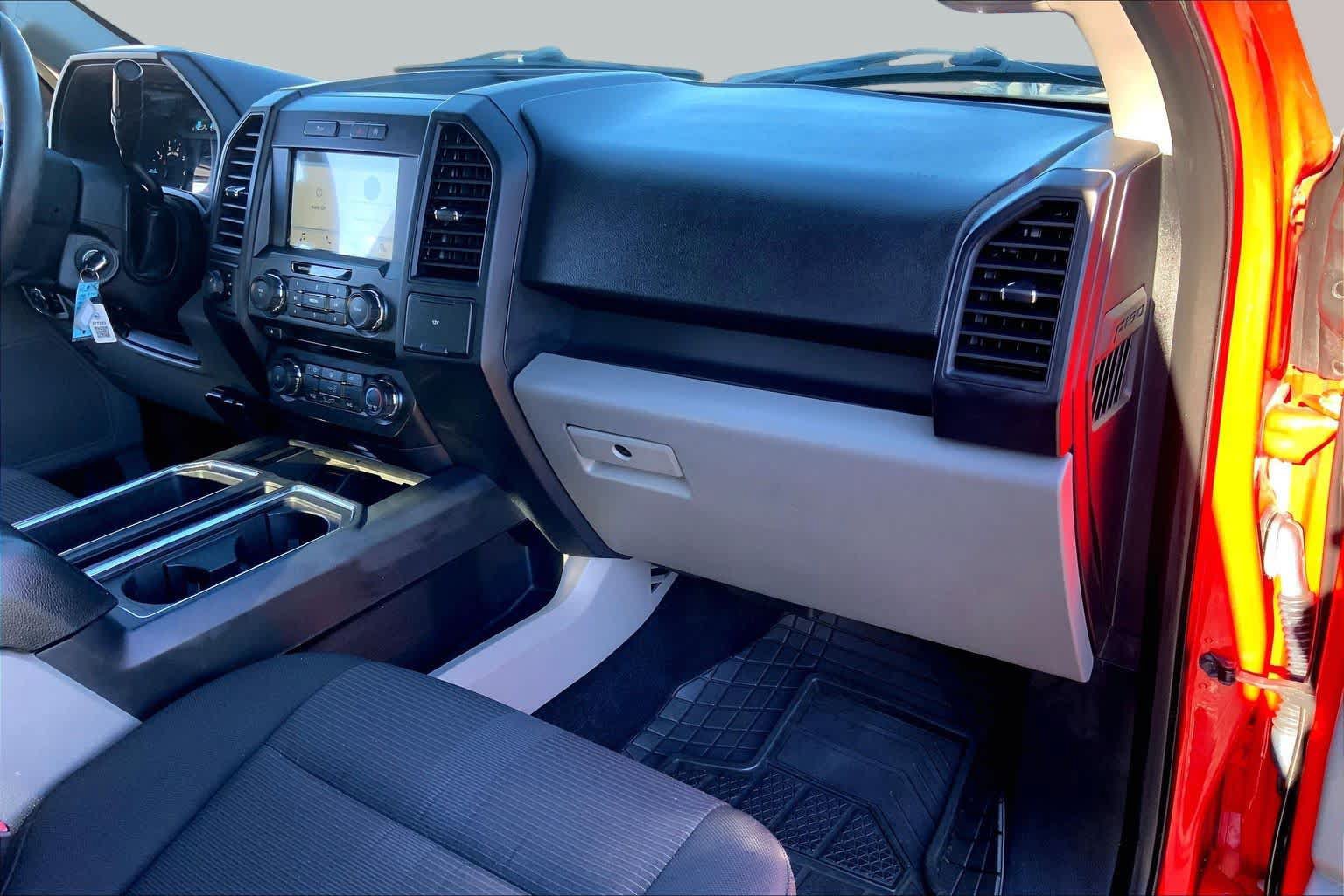 Used 2018 Ford F150 XL w/ Equipment Group 101A Mid AWD/4WD image 17