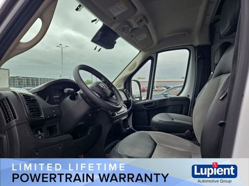 Used 2025 RAM ProMaster 2500 w/ Convenience Group FWD image 13