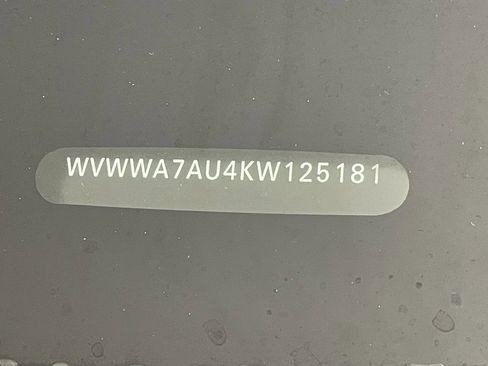 Used 2019 Volkswagen Golf R DCC & Navigation 4Motion image 25