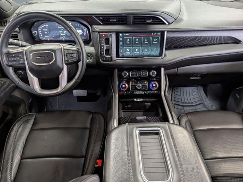 Used 2023 GMC Yukon Denali image 15
