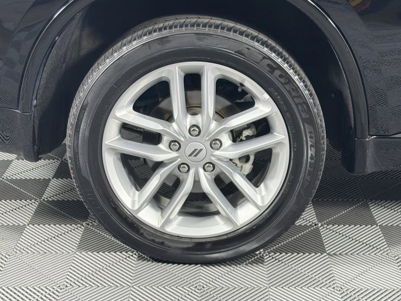 Used 2025 Dodge Durango GT AWD/4WD image 29