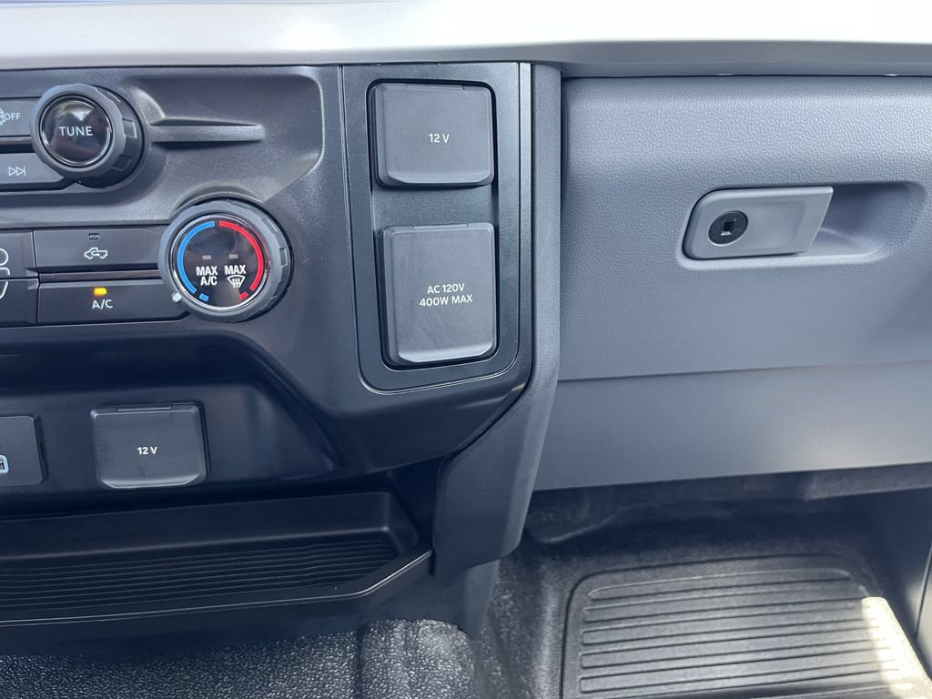 New 2025 Ford F250 XL w/ F-250 >10K GVWR Package RWD image 30