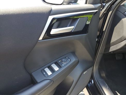 New 2026 Mitsubishi Outlander ES FWD image 18
