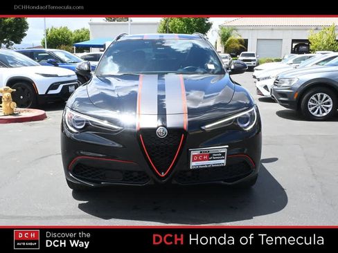 Used 2020 Alfa Romeo Stelvio Ti Sport w/ Quick Order Package 22S Sport AWD/4WD image 2