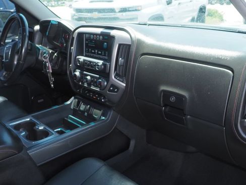 Used 2017 GMC Sierra 1500 SLT AWD/4WD image 22