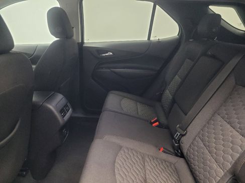 Used 2019 Chevrolet Equinox LT FWD image 18