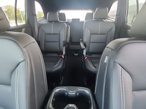 New 2025 GMC Acadia Elevation w/ Elevation Premium Package image 25