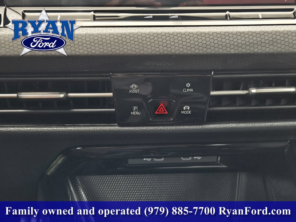 Used 2024 Volkswagen GTI SE FWD image 14