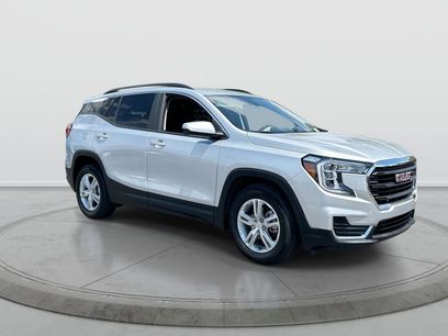 Used 2022 GMC Terrain SLE w/ Driver Convenience Package