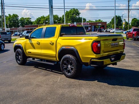 Used 2023 GMC Canyon Elevation w/ Elevation Premium Package AWD/4WD image 5