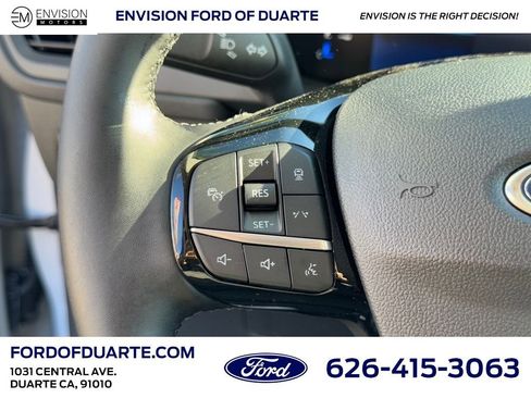 New 2025 Ford Escape SE image 20
