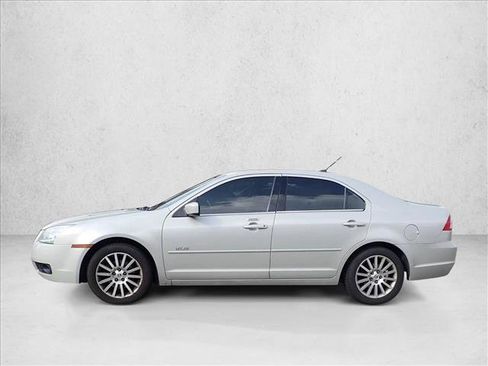 Used 2008 Mercury Milan Premier FWD image 2