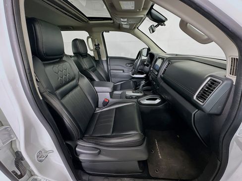 Used 2024 Nissan Frontier SL w/ Technology Package image 30