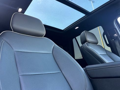 Used 2022 Chevrolet Tahoe Premier image 21