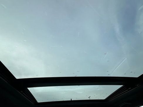 Used 2023 Ford Expedition Max Limited image 18