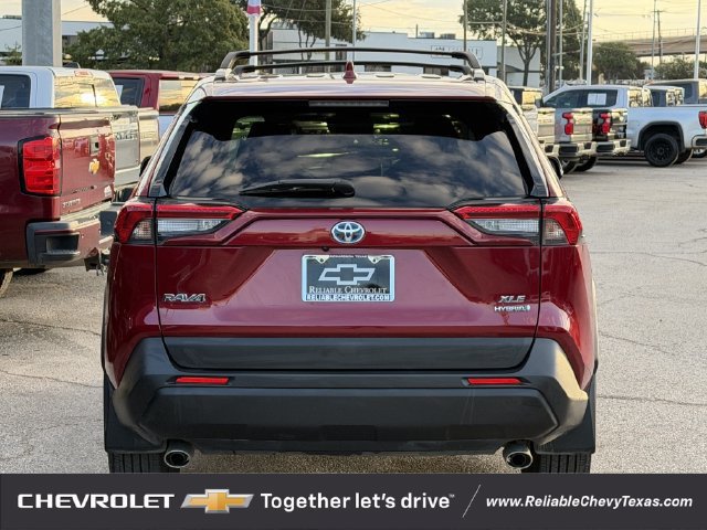 Used 2024 Toyota RAV4 XLE w/ Convenience Package AWD/4WD image 5