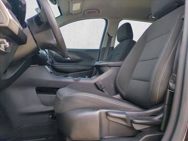 Used 2022 GMC Terrain SLE w/ LPO, Floor Liner Package FWD image 15