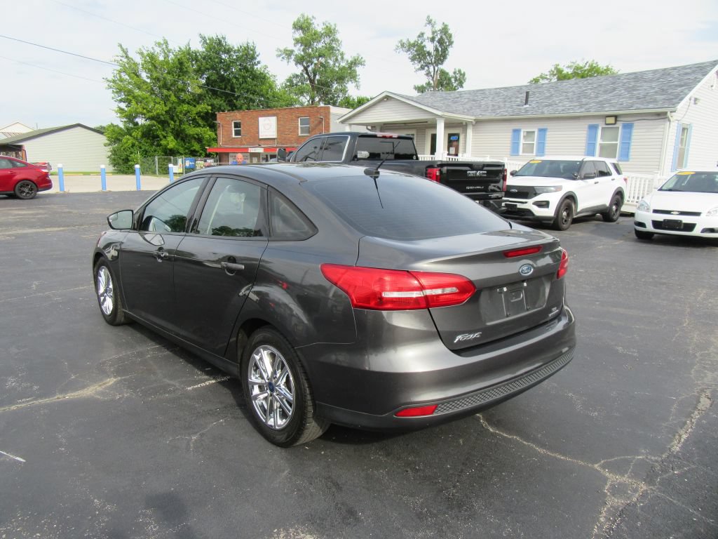 Used 2016 Ford Focus SE FWD image 6