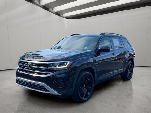 Used 2022 Volkswagen Atlas SE w/ Panoramic Sunroof Package AWD/4WD image 1